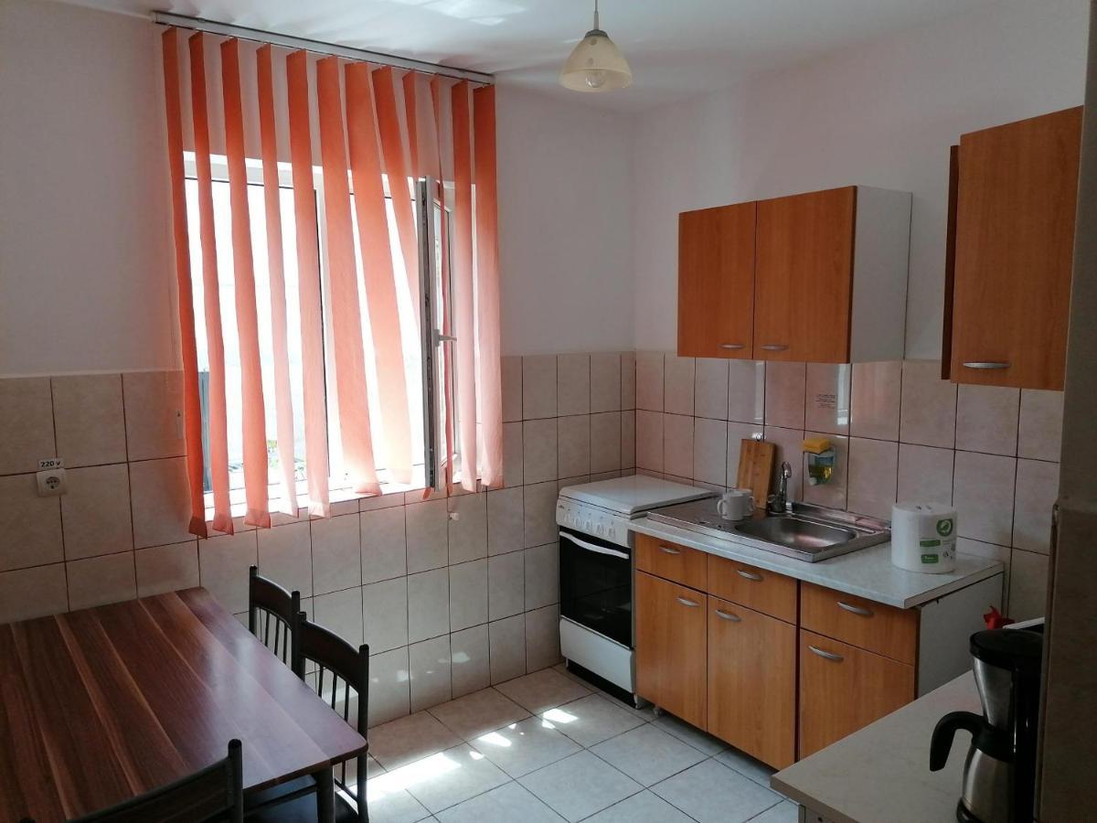 Dms Family House Hostel Eforie Sud  Ngoại thất bức ảnh