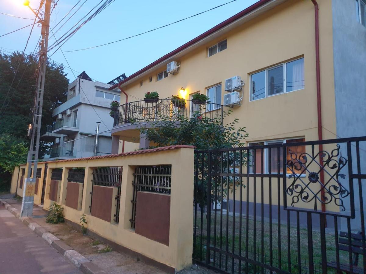 Dms Family House Hostel Eforie Sud  Ngoại thất bức ảnh